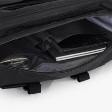 Load image into Gallery viewer, The Transit Arkiv : Laptop Brief